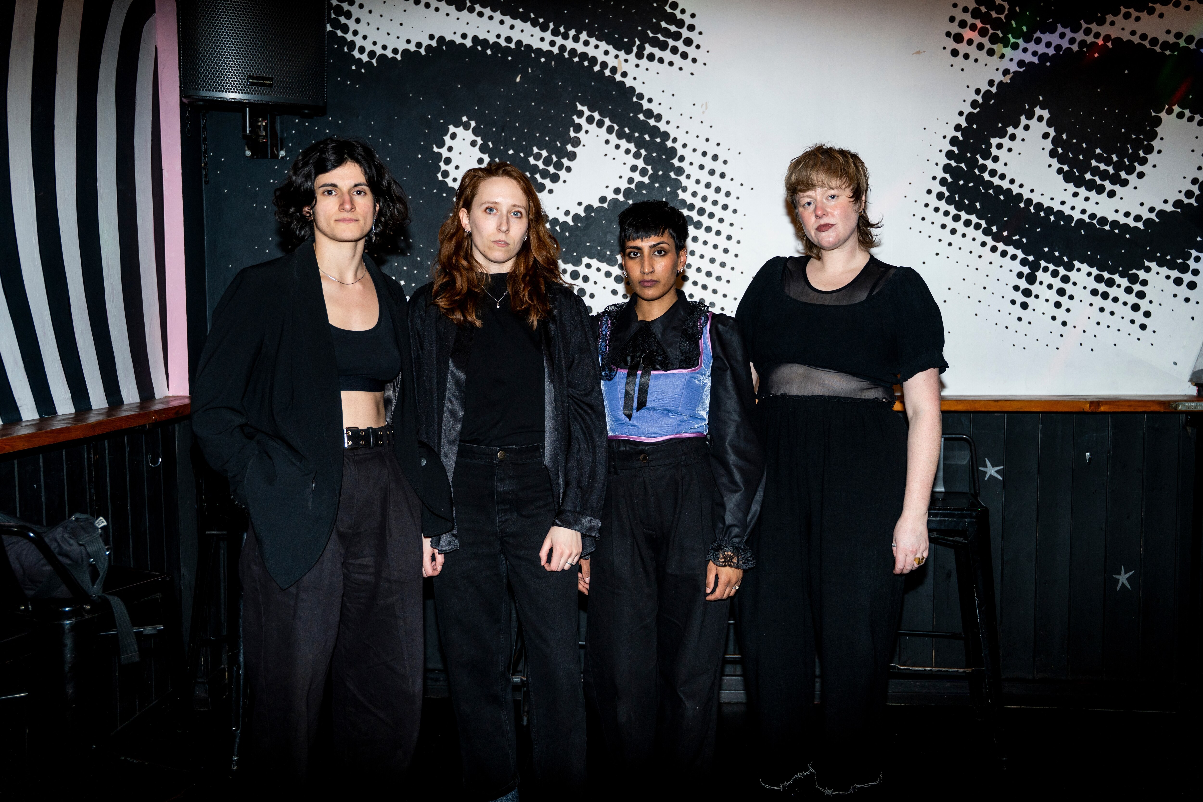 Live Music - Dogviolet