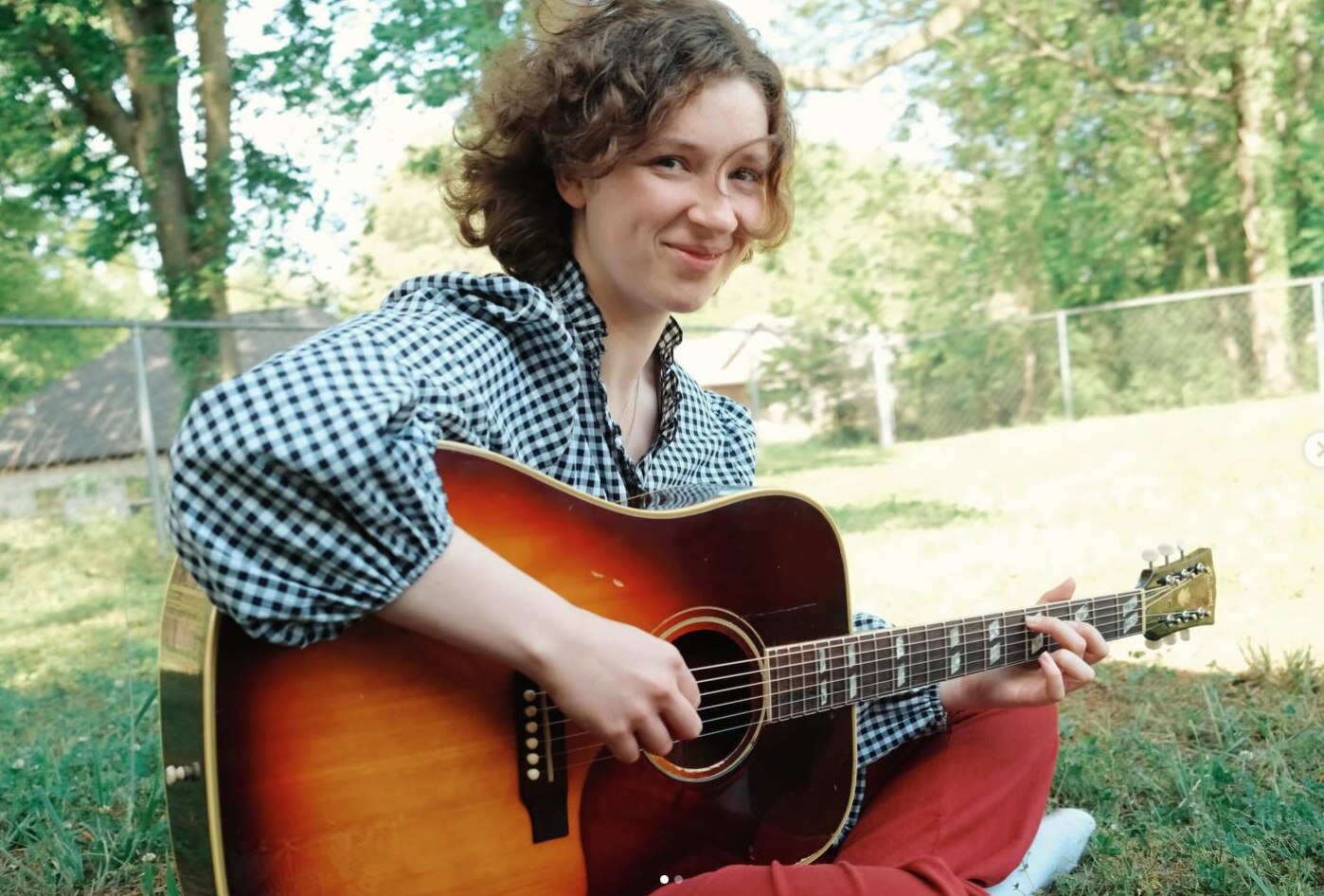 Live Music - Ruby Dew